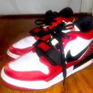 legacy jordan lows kids size